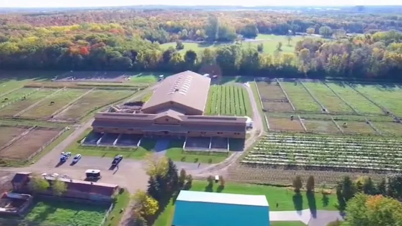 Les Écuries De Senneville à Senneville, Quebec